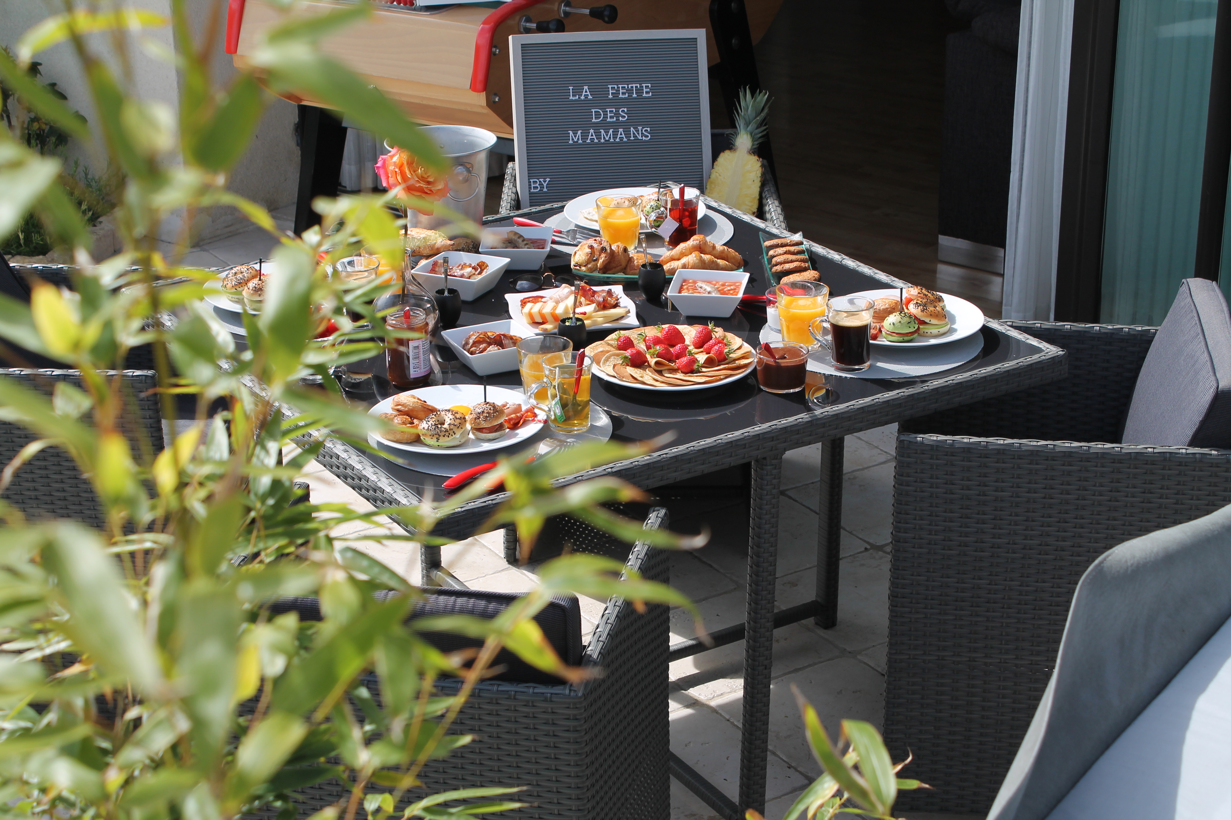 IMG_8841 « Oh My Brunch » s’associe avec la boulangerie « Les Délices de Thouaré » située à Thouaré sur Loire, le dimanche 27 mai prochain à l’occasion de la fête des mères. Profitez d’un… Lire la suite